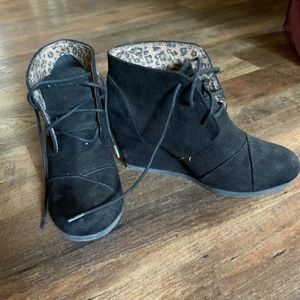 Wedge booties